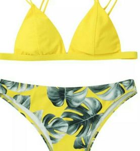 Yellow bikini set XL run small more like size  L